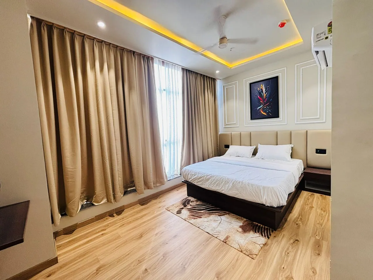 Executives Room