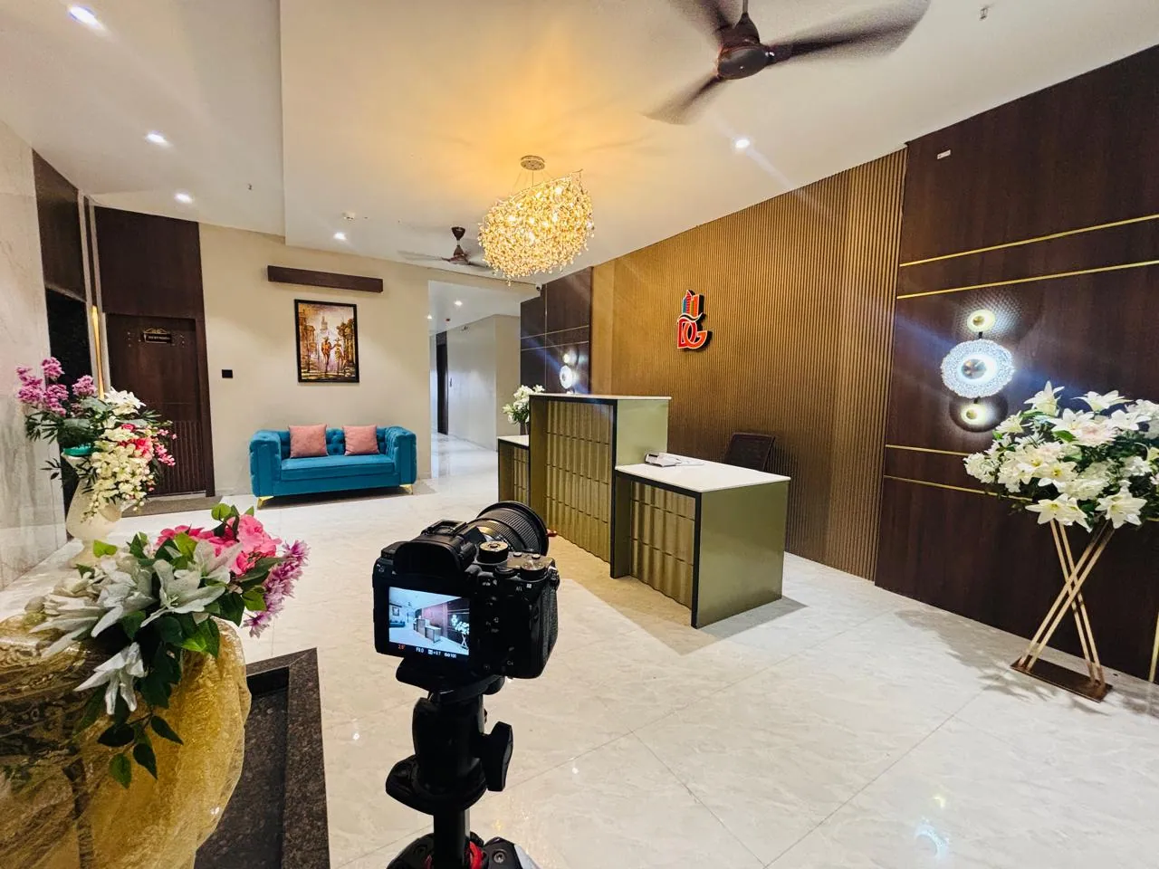 The Grand Dularia interior photograph